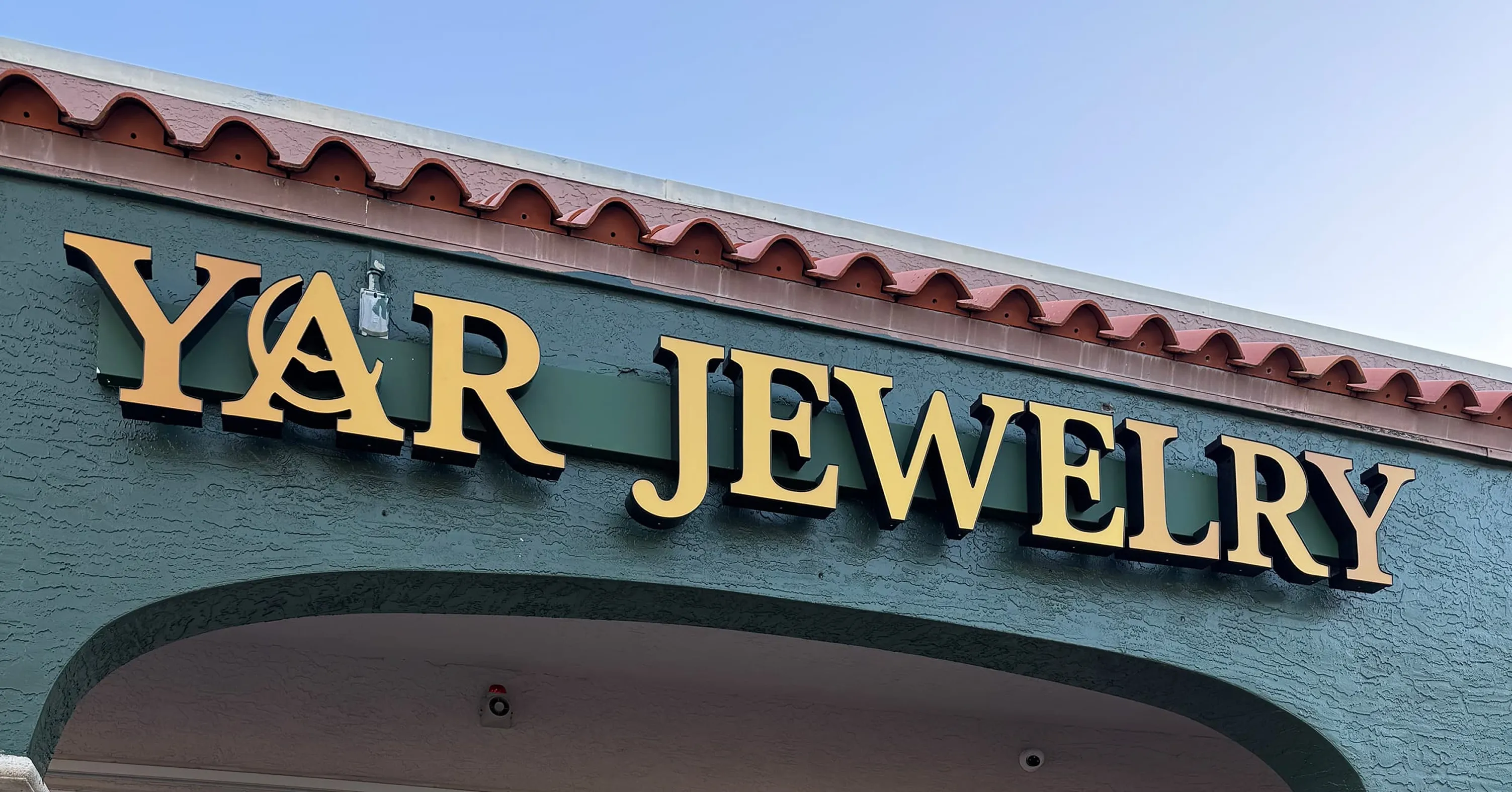 Yar Jewerly Channel Letter